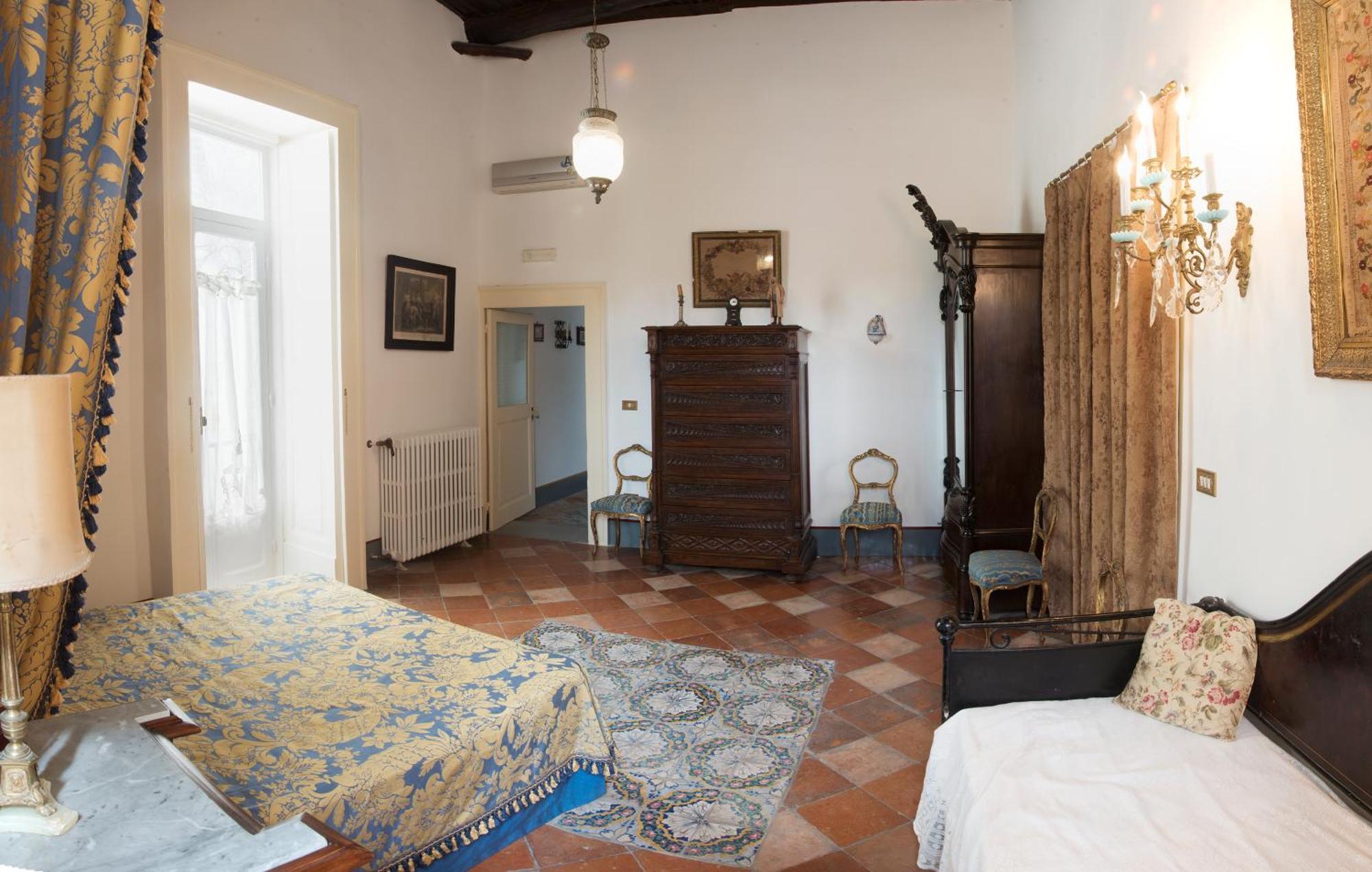 Apartamento Il Teatro Di Nerone Nápoles Exterior foto